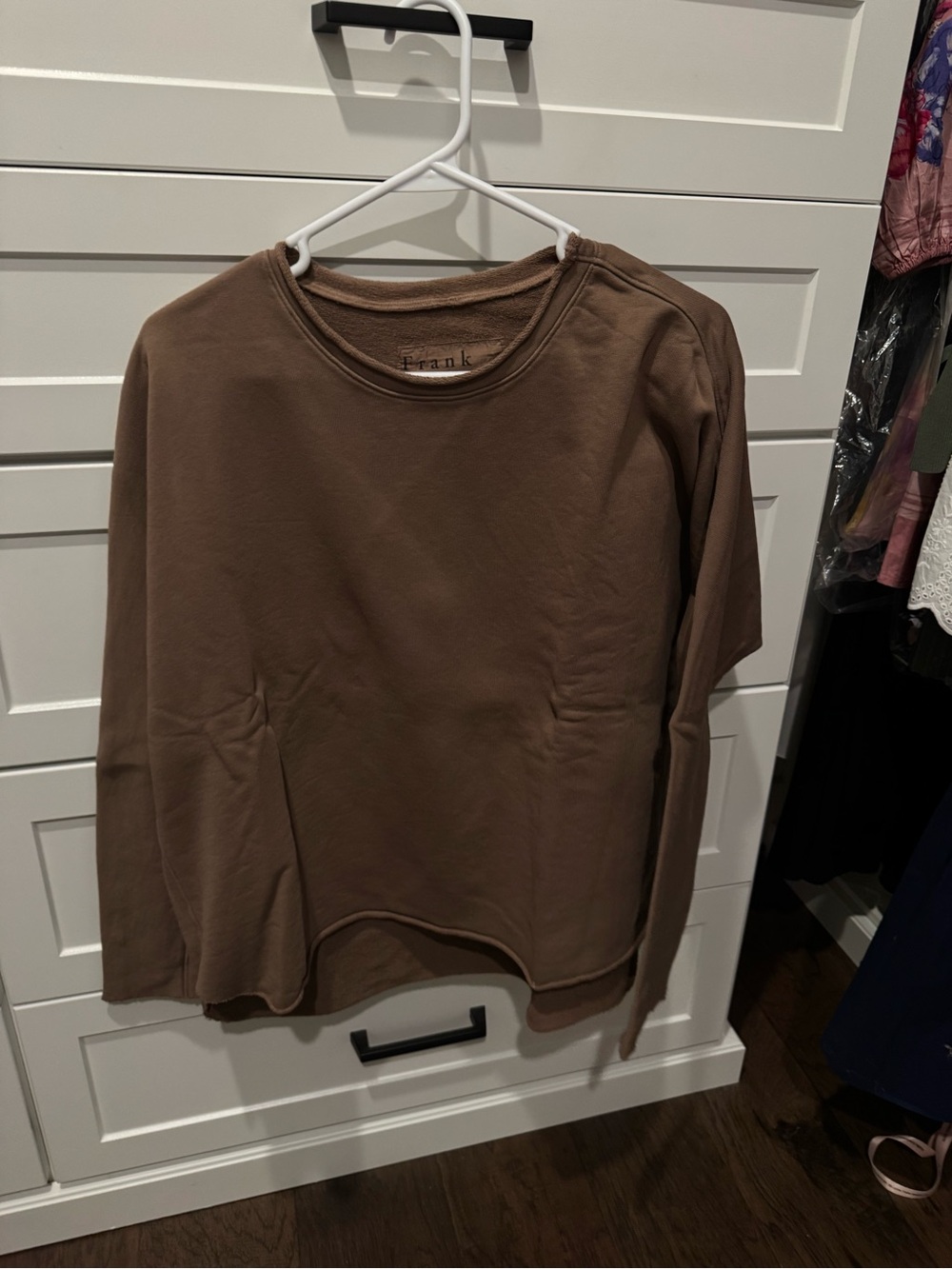 Brown Crewneck Women’s Sweatshirt Small